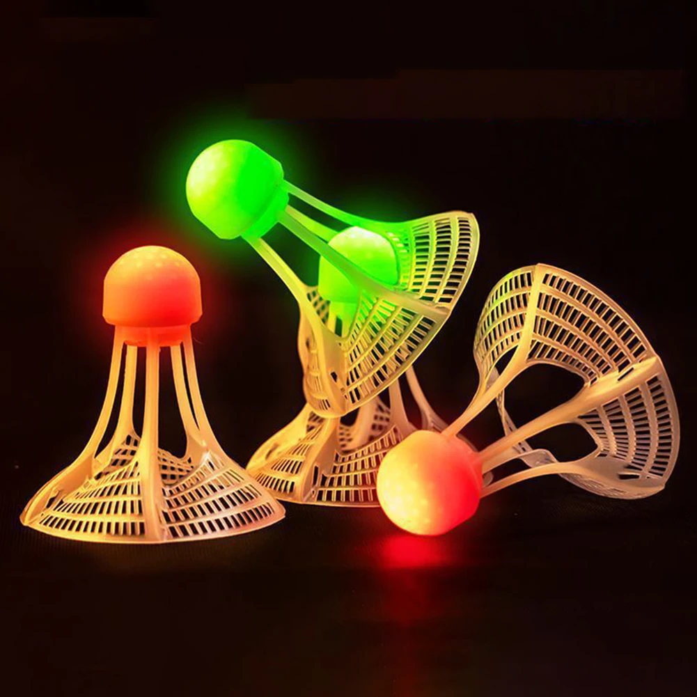 Karanlıkta Parlayan Rüzgar Geç - Feather Shuttlecock incelemesi ve fiyatı
