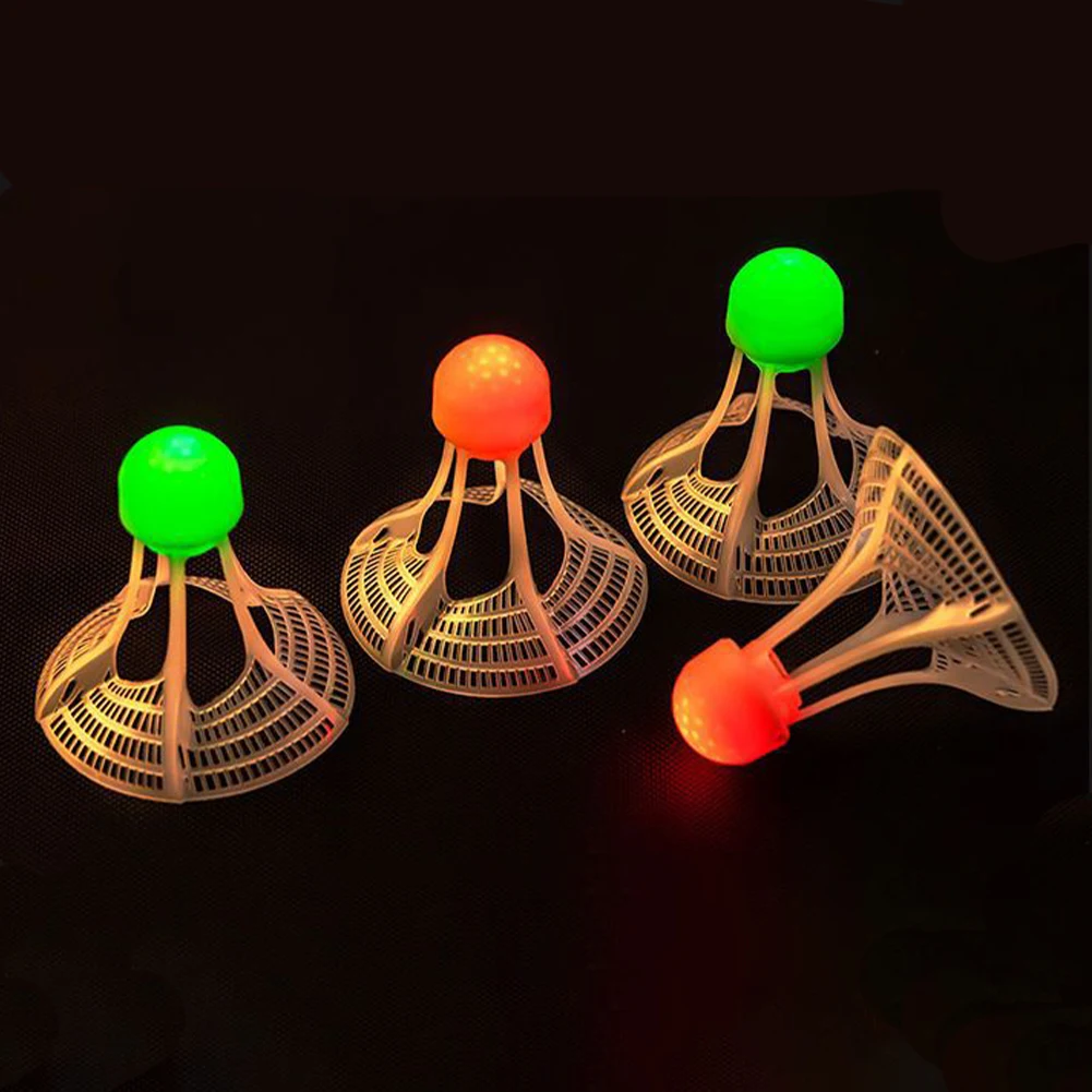 Karanlıkta Parlayan Rüzgar Geç - Feather Shuttlecock incelemesi ve fiyatı